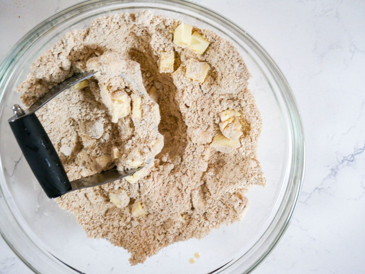 Graham cracker crust - cutting butter into dry mix