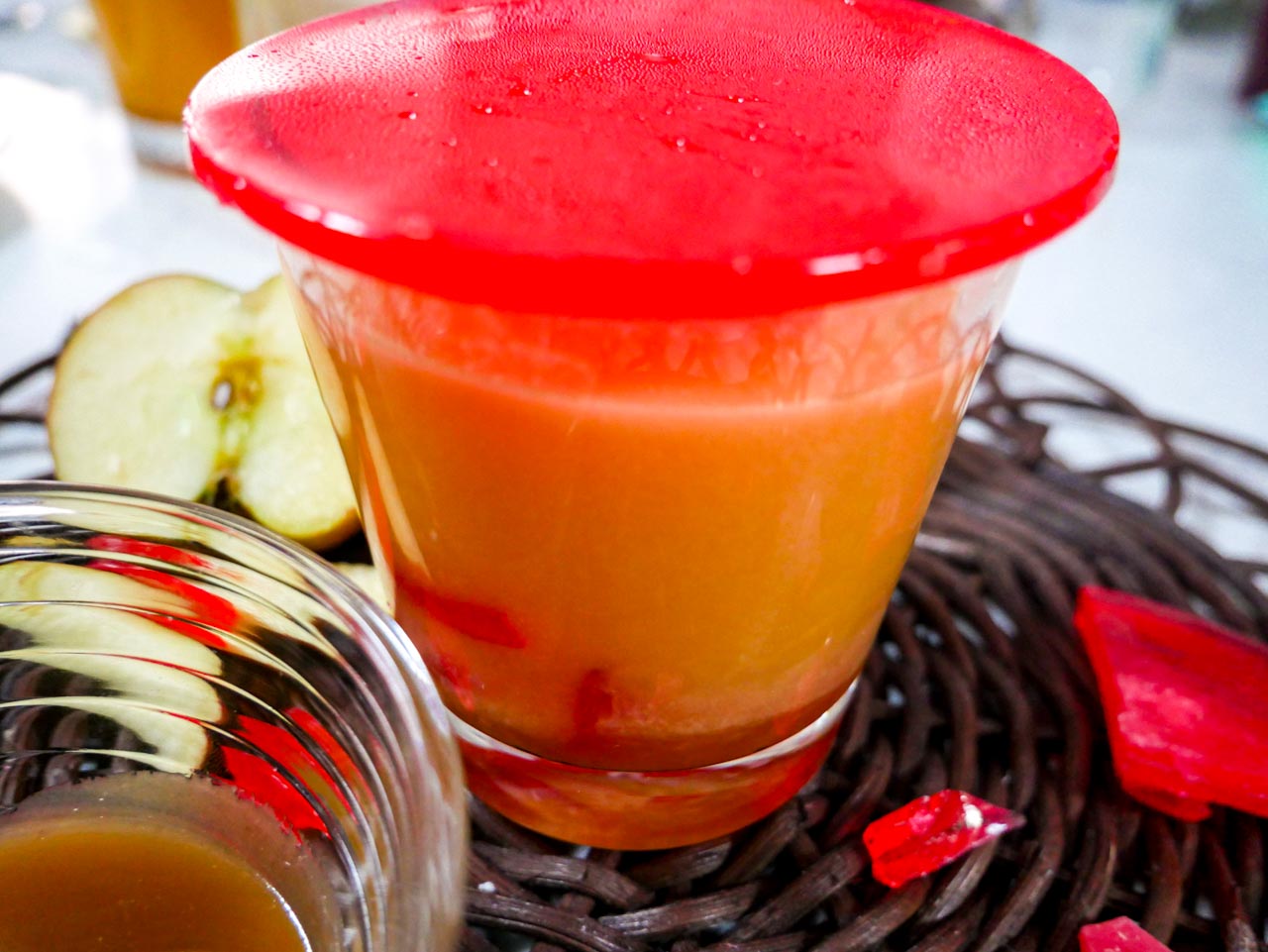 Apple cider with candy cap